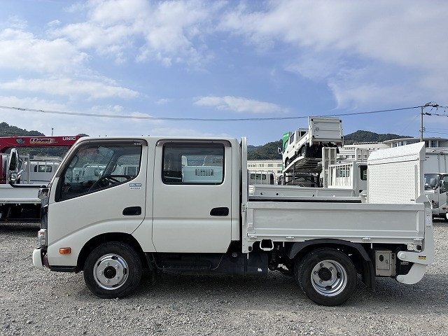 日野 デュトロ 小型 Wキャブ 2RG-XZU605M(112263) 4枚目