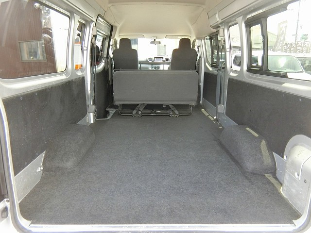 日産自動車 キャラバン 小型 バン LDF-CW4E26(90094) 10枚目