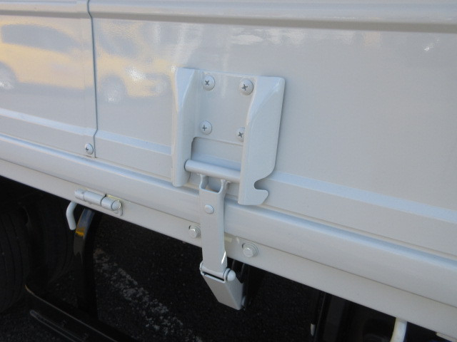 Isuzu elf Small Flat body 2RG-NPR88AR(101724) 44枚目