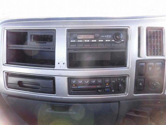 UDトラックス（日産） コンドル 中型 Translation missing: ja.item.body_keijou_enum.body_keijou_almi_block BDG-MK36C(6467) 10枚目