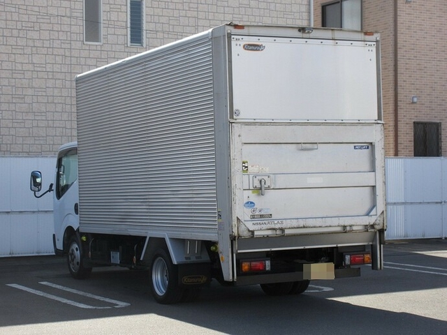 日産自動車 アトラス 小型 バン PDG-TZ3F24(8792) 4枚目