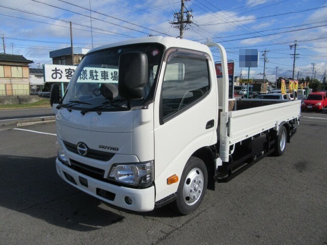 三菱ふそう キャンター 小型 バン PDG-FE82B(7841) 1枚目