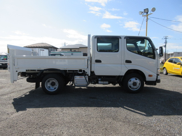 日野 デュトロ 小型 Wキャブ 2WG-XZU686M(111810) 6枚目
