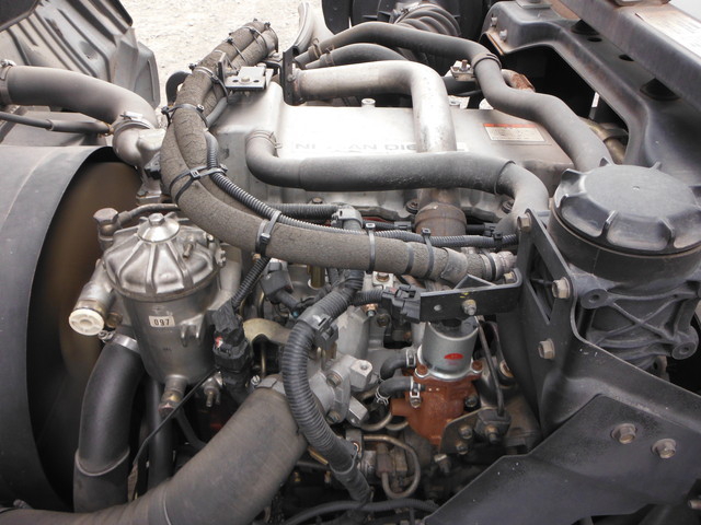UDトラックス（日産） コンドル 中型 冷蔵冷凍バン PB-MK35A(1097) 27枚目