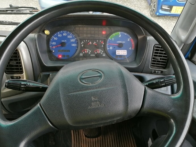 日野 レンジャー 中型 バン KK-FC1JHEA(5094) 73枚目