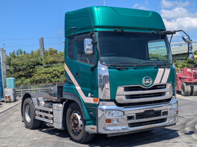 UDトラックス（日産） クオン 大型 トラクタ QKG-GK6XAB(109674) 2枚目