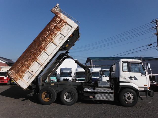 UDトラックス（日産） ビッグサム 大型 土砂ダンプ U-CD520HND(1110) 14枚目