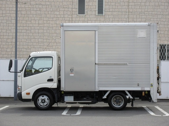 トヨタ トヨエース 小型 バン TKG-XZU605(6601) 5枚目