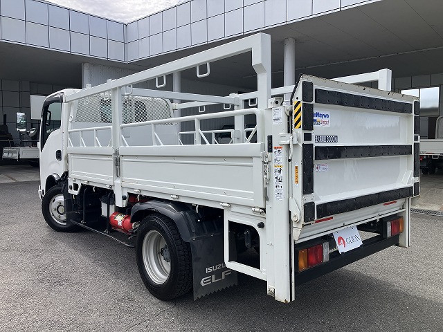 いすゞ エルフ 小型 平ボディ 2RG-NKR88M(113669) 6枚目