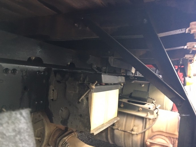 三菱ふそう ファイター 増トン 平ボディ（クレーン付） QKG-FK62FZ(2240) 34枚目