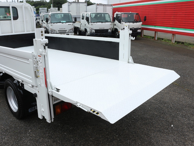 いすゞ エルフ 小型 平ボディ 2RG-NJR85A(111781) 30枚目