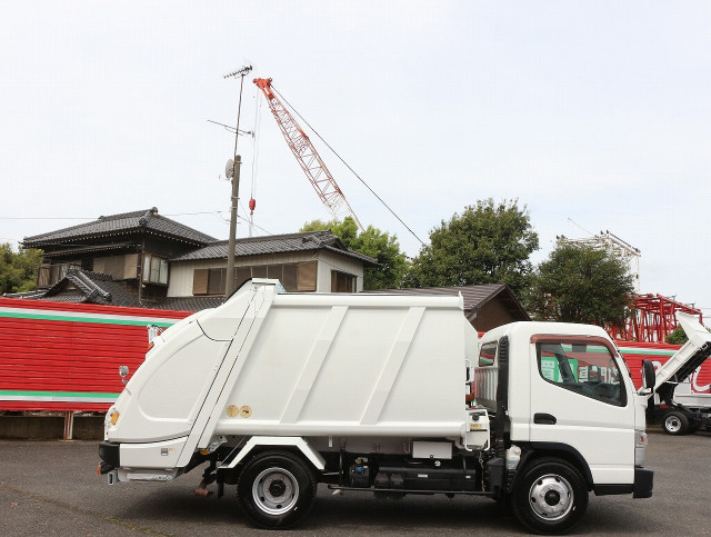 三菱ふそう キャンター 小型 塵芥車（プレス式） TKG-FEB90(109365) 4枚目