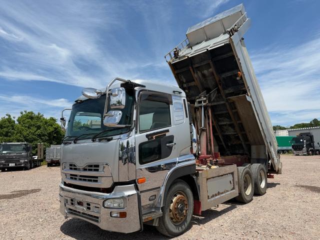 UDトラックス（日産） クオン 大型 土砂ダンプ *********(105863) 12枚目