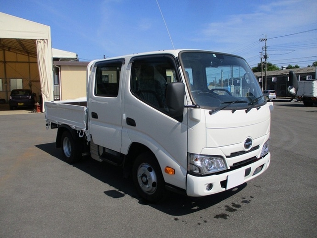 日野 デュトロ 小型 Wキャブ 2RG-XZU605M(9554) 2枚目