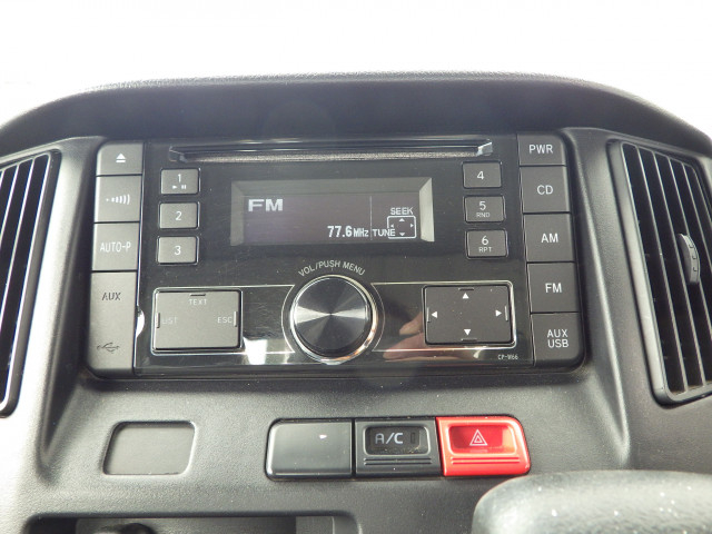 トヨタ タウンエース 小型 平ボディ 5BF-S403U(113920) 10枚目