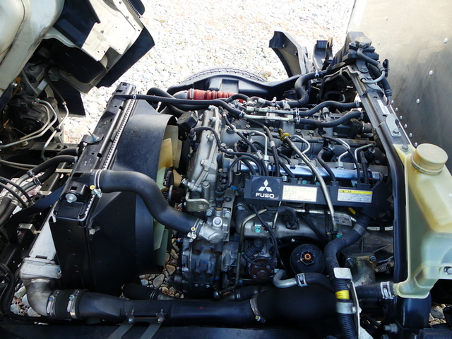 三菱ふそう キャンター 小型 バン TKG-FEB90(53504) 34枚目