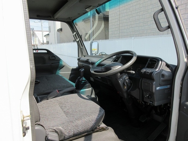 日産自動車 アトラス 小型 バン KC-APR71GV(3531) 23枚目
