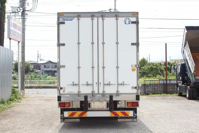 UDトラックス（日産） コンドル 中型 冷蔵冷凍バン QKG-PK39CH(11807) 5枚目
