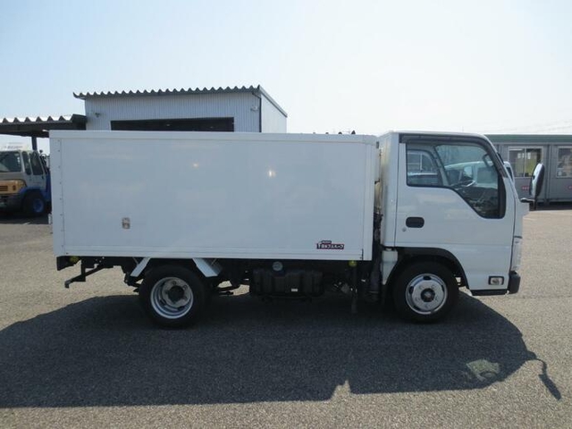 いすゞ エルフ 小型 冷蔵冷凍バン TKG-NJR85AN(8628) 7枚目