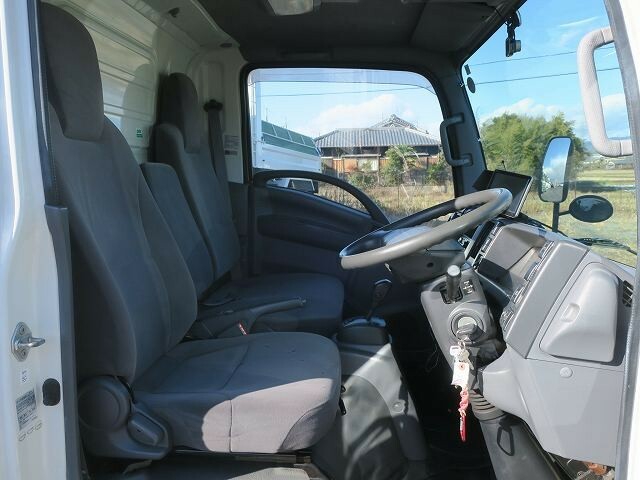 いすゞ エルフ 小型 バン TKG-NLR85AN(37619) 11枚目