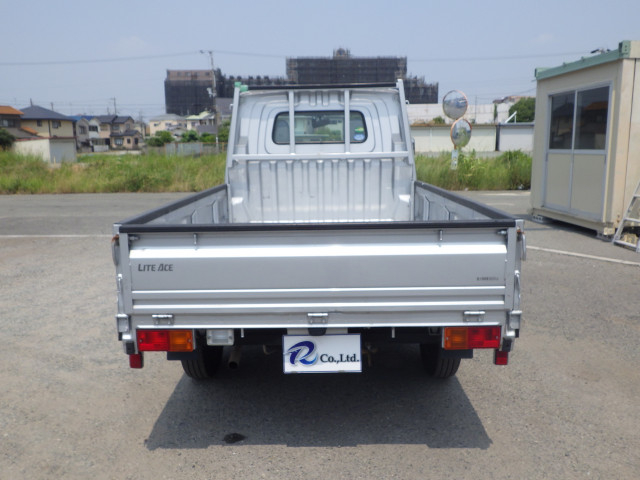 トヨタ ライトエース 小型 平ボディ DBF-S402U(109585) 5枚目