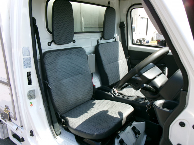 スズキ キャリィ 軽 冷蔵冷凍バン DA16T(112790) 6枚目