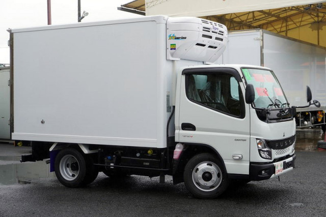 三菱ふそう キャンター 小型 冷蔵冷凍バン 2RG-FBAV0(108634) 6枚目