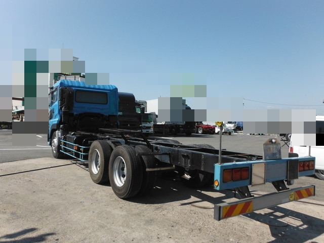 UDトラックス（日産） クオン 大型 キャブ付きシャーシ LDG-CD5YL(2733) 4枚目