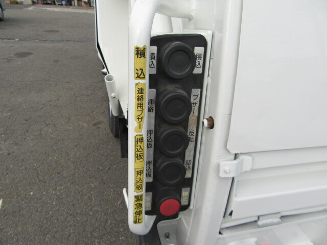 日野 デュトロ 小型 塵芥車（プレス式） TKG-XZU600X(8797) 14枚目
