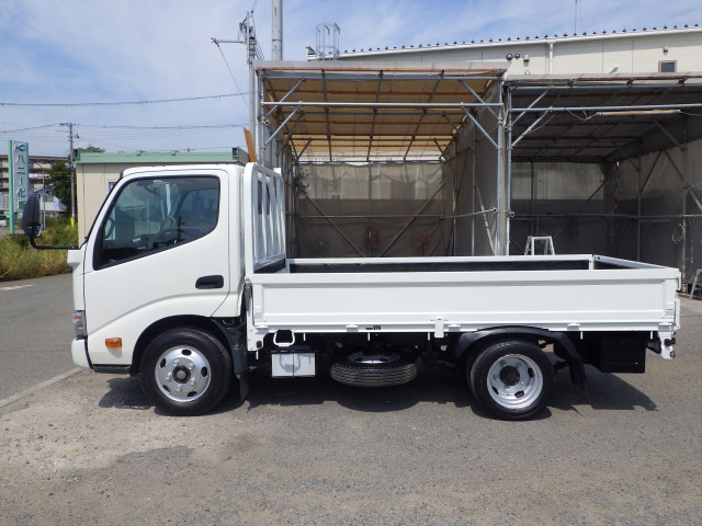 トヨタ トヨエース 小型 平ボディ 2RG-XZC605(110676) 3枚目