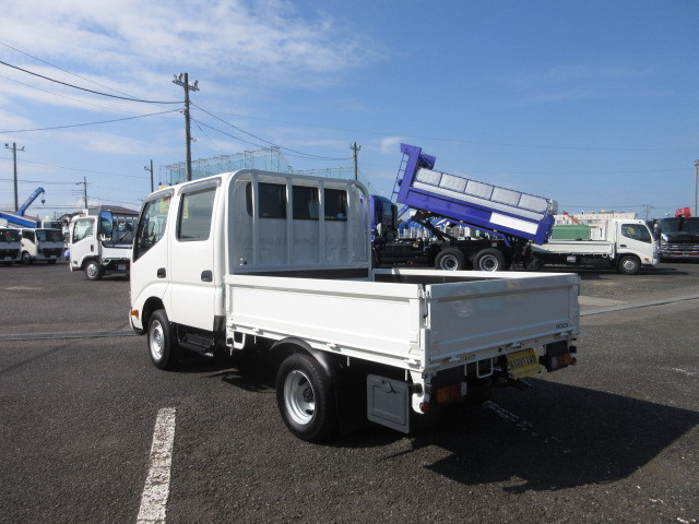 トヨタ ダイナ 小型 Wキャブ 2WG-GDY232(114001) 3枚目
