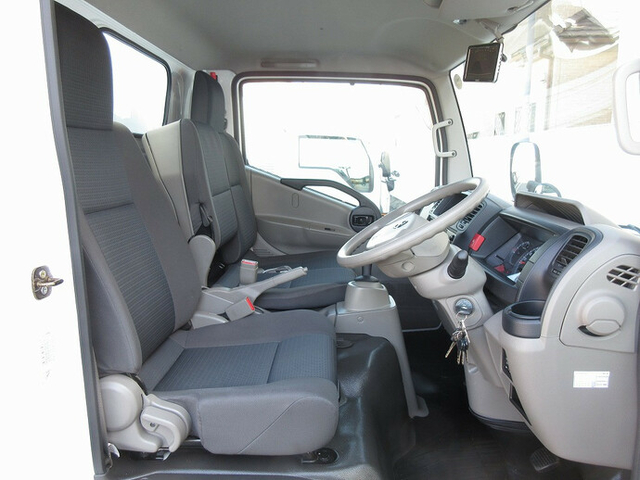 日産自動車 アトラス 小型 バン SKG-TZ3F24(9231) 32枚目