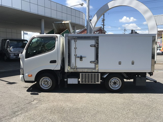 Toyota toyoace Small Freezer box_body QDF-KDY221(110246) 7枚目