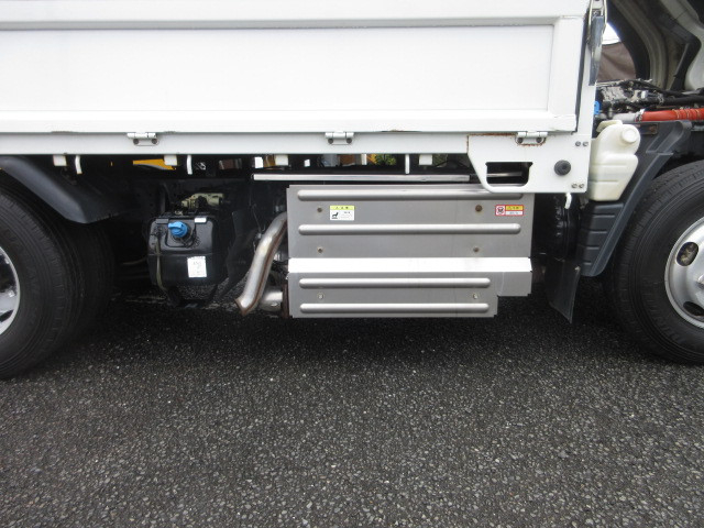 三菱ふそう キャンター 小型 平ボディ 2TG-FDA00(113481) 38枚目