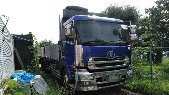 UDトラックス（日産） クオン 大型 平ボディ PKG-CD4ZA(3574) 1枚目