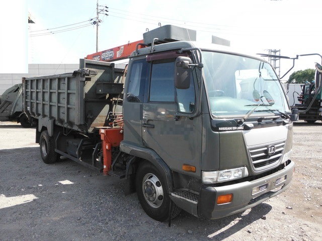 UDトラックス（日産） コンドル 中型 平ボディ（クレーン付） KK-MK252FH(2219) 2枚目