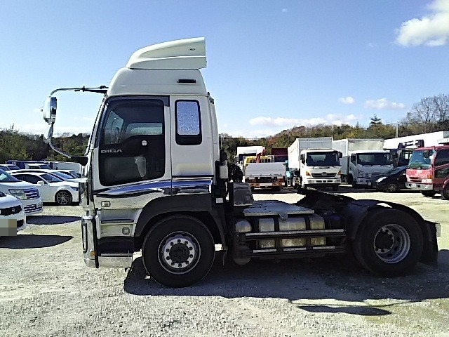 いすゞ ギガ 大型 トラクタ QKG-EXD52AD(7869) 4枚目