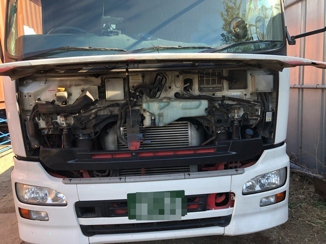UDトラックス（日産） ビッグサム 大型 トラクタ ADG-GK4XAB(5494) 18枚目