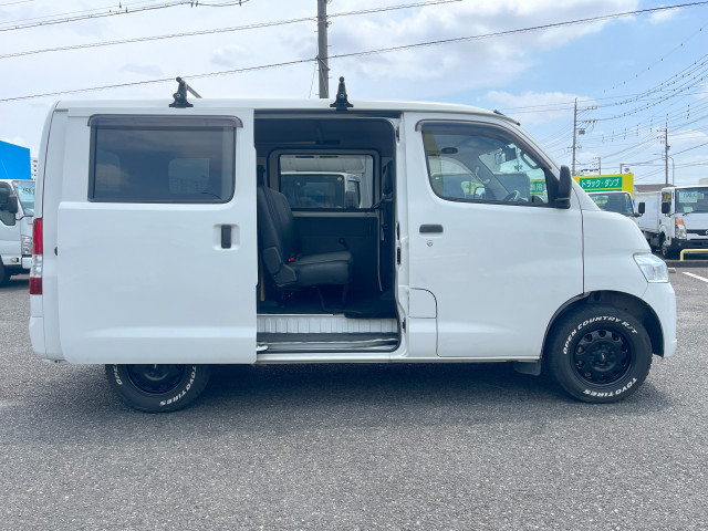 トヨタ タウンエース 小型 Translation missing: ja.item.body_keijou_enum.body_keijou_light_van DBF-S402M(110908) 6枚目