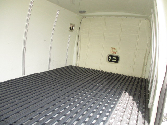 Toyota hiace Small Freezer box_body CBF-TRH200V(92118) 6枚目