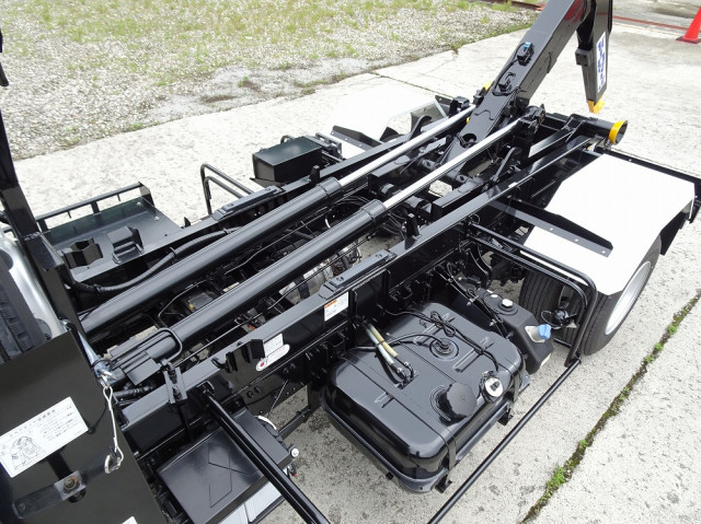 三菱ふそう ファイター 中型 コンテナ専用車 2KG-FK62F(107181) 12枚目