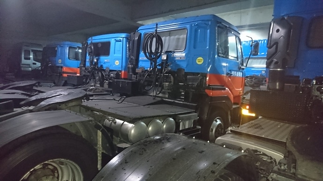 UDトラックス（日産） ビッグサム 大型 トラクタ KL-CK482BAT(1077) 18枚目