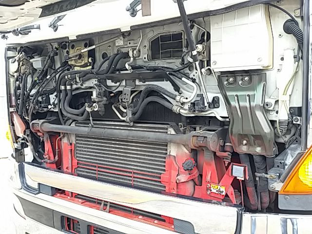 日野 プロフィア 大型 トラクタ ADG-SH1EDXG(9308) 57枚目
