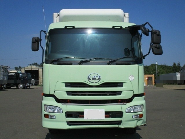 UDトラックス（日産） クオン 大型 冷蔵冷凍バン PKG-CD4ZA(6797) 47枚目