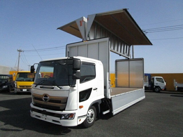 日野 レンジャー 中型 ウィング 2PG-FD2ABG(9511) 1枚目