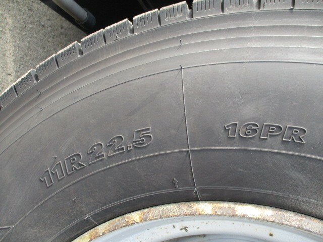UDトラックス（日産） クオン 大型 冷蔵冷凍バン QKG-CD5ZA(9276) 42枚目