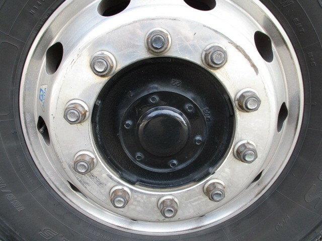 UDトラックス（日産） クオン 大型 トラクタ QPG-GK5XAB(9275) 10枚目
