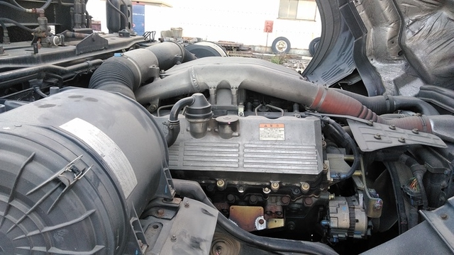 三菱ふそう スーパーグレート 大型 トラクタ KL-FV50LHR(2538) 31枚目