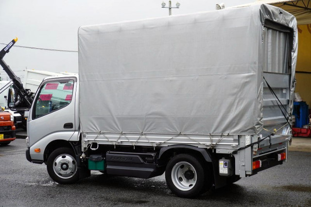 トヨタ ダイナ 小型 平ボディ 2SG-XKU605(113349) 7枚目