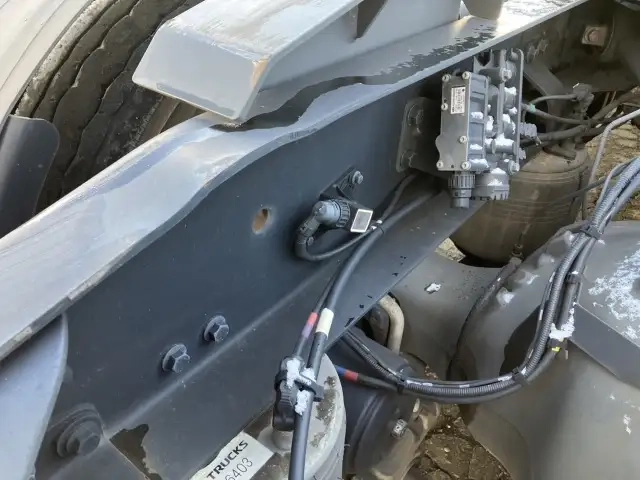 日産自動車 クオン 大型 トラクタ 2PG-GK5AAD(106701) 16枚目